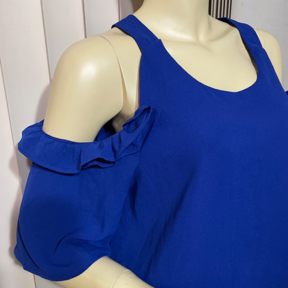 Women Small Royal Blue Cold Shoulder Ruffle Blouse- Absolutely Gorgeous- excelle - Picture 3 of 6
